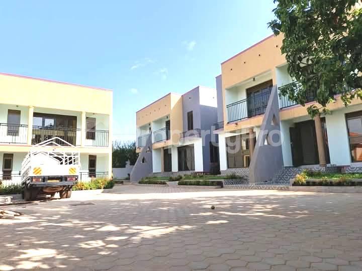 2 bedroom Apartment Block Apartment for rent namugongo road Wakiso Central - 5