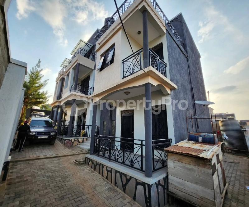 3 bedroom Apartment Block Apartment for rent bweyogerere road Mukono Central - 0