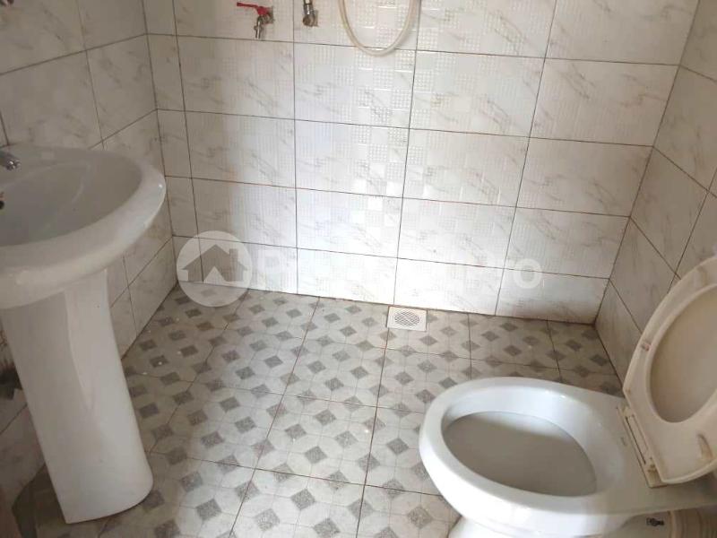 3 bedroom Apartment Block Apartment for rent kira road Kira Wakiso Central - 9