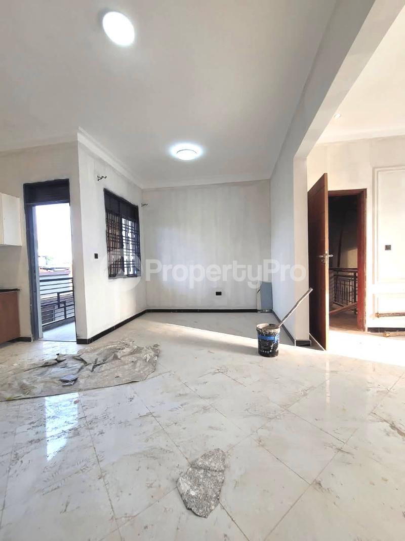 3 bedroom Apartment Block Apartment for rent kisaasi road Kisaasi Kampala Central - 4