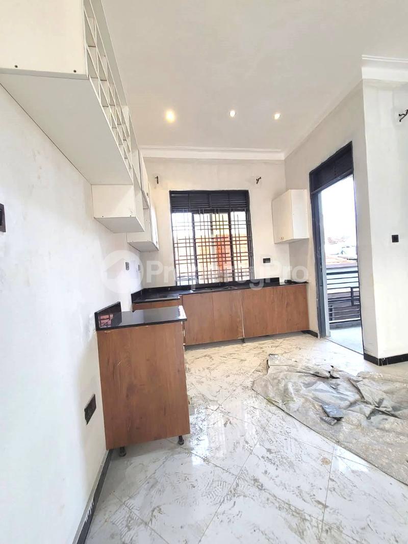 3 bedroom Apartment Block Apartment for rent kisaasi road Kisaasi Kampala Central - 2