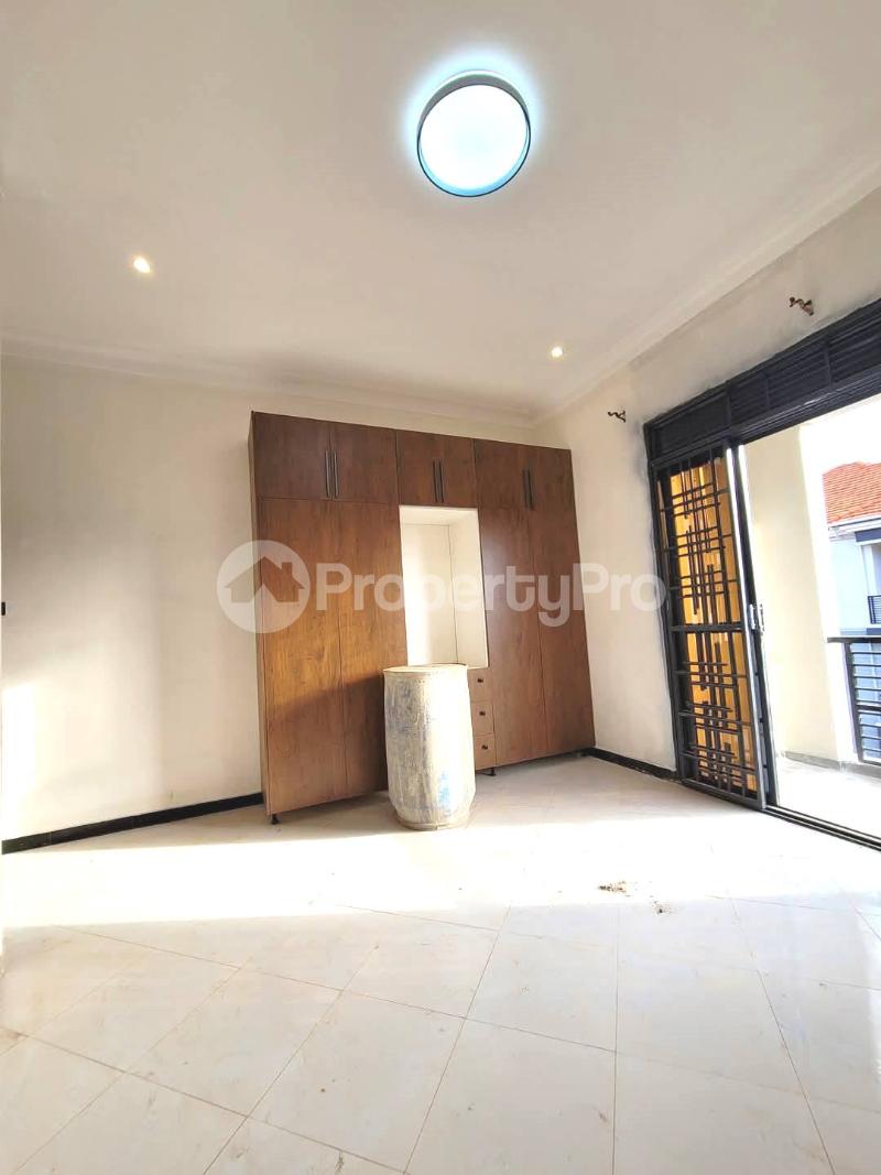 3 bedroom Apartment Block Apartment for rent kisaasi road Kisaasi Kampala Central - 11