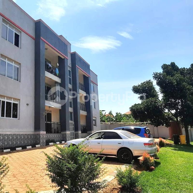 3 bedroom Apartment Block Apartment for rent kulambilo road Kampala Central - 4