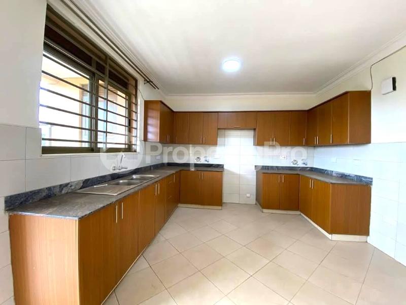 3 bedroom Apartment Block Apartment for rent kyanja road Kampala Central - 1