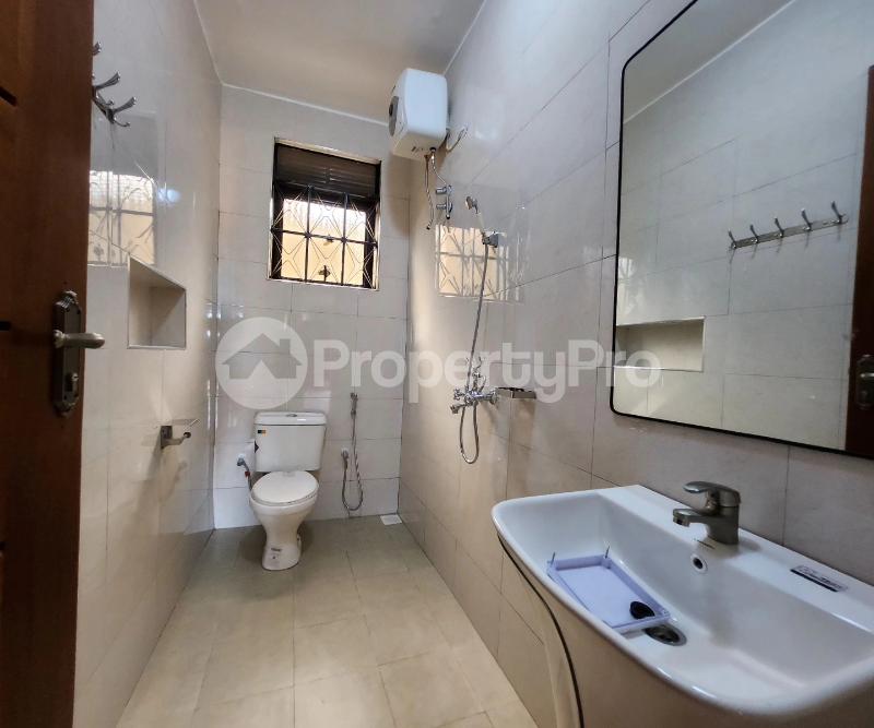 3 bedroom Apartment Block Apartment for rent kyanja road Kampala Central Kampala Central - 15
