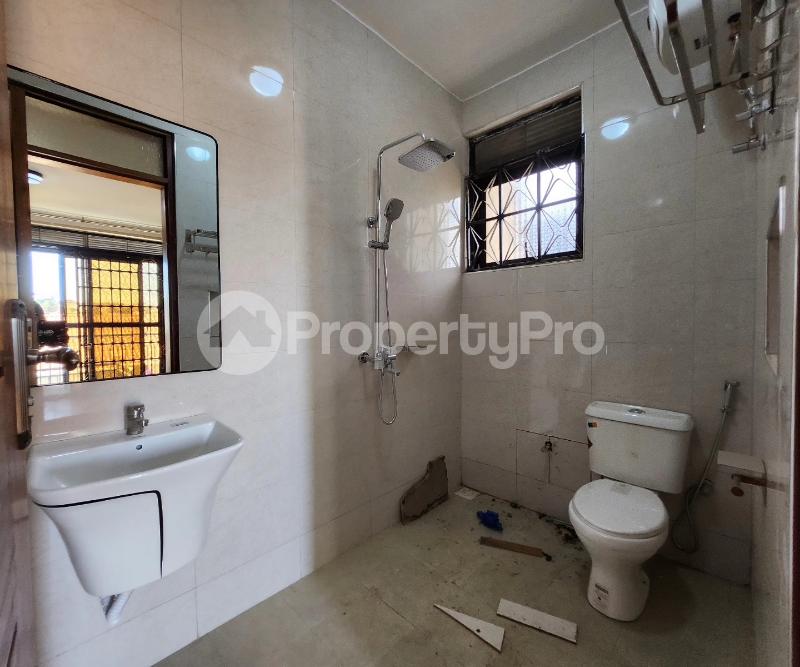 3 bedroom Apartment Block Apartment for rent kyanja road Kampala Central Kampala Central - 8