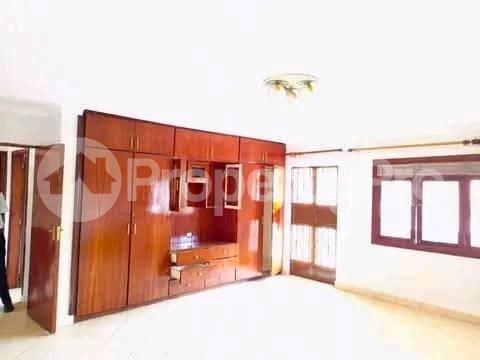 3 bedroom Apartment Block Apartment for rent naguru road Kampala Central - 3