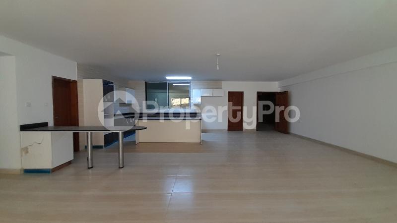 4 bedroom Rooms Flat&Apartment for sale Parklands Nairobi