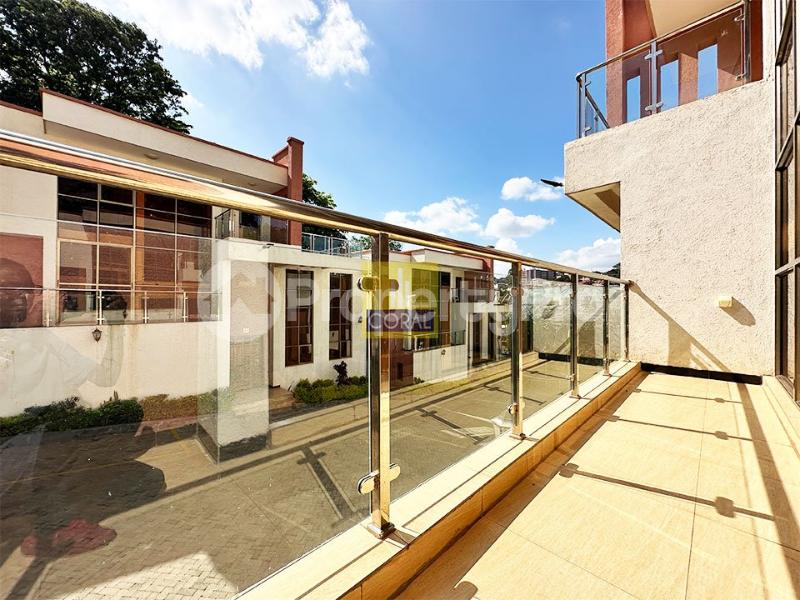 5 bedroom Townhouse for sale Lavington Nairobi - 0