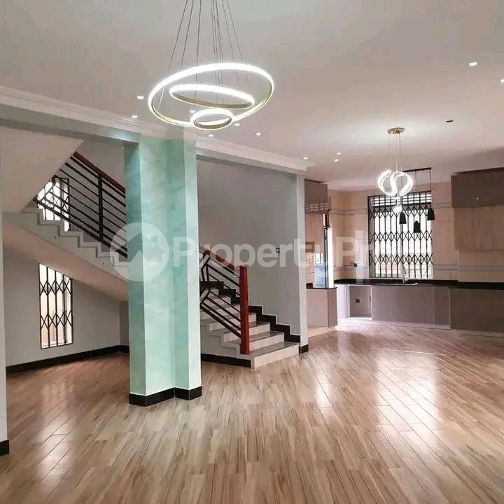 6 bedroom Apartment for sale Kyanja road  Kampala Central Kampala Central - 2