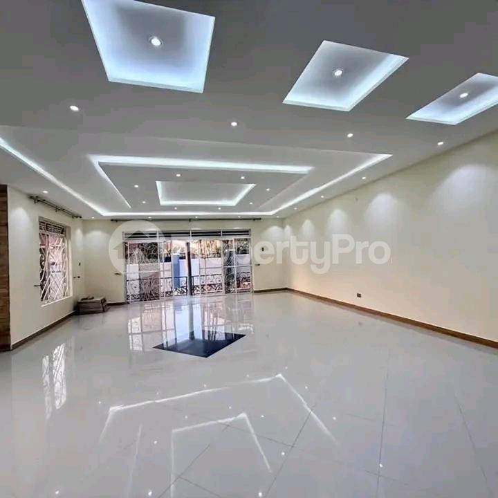 4 bedroom Bungalow Apartment for sale Najjera road  Kampala Central Kampala Central - 1