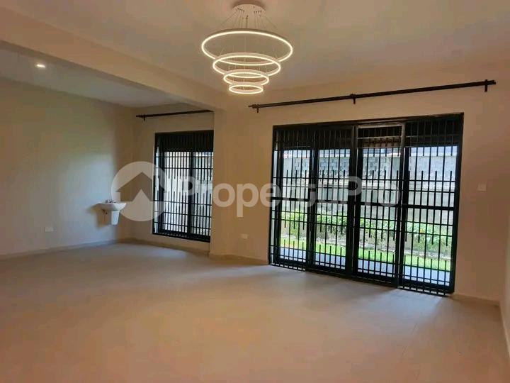 4 bedroom Bungalow Apartment for rent Kira road  Kampala Central Kampala Central - 3