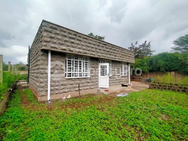 2 bedroom Bungalow Houses for rent Near Galleria mall Karen Nairobi