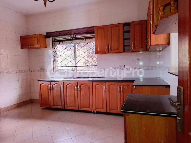 3 bedroom Apartment Block Apartment for rent Najjera road Wakiso Central - 4