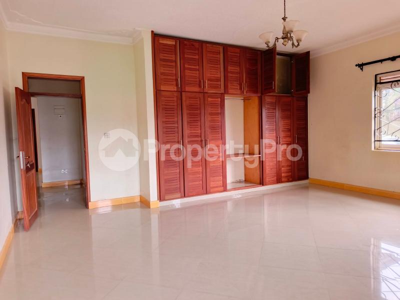 3 bedroom Apartment Block Apartment for rent Najjera road Wakiso Central - 6