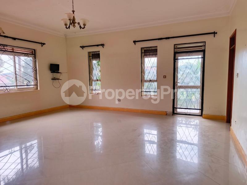3 bedroom Apartment Block Apartment for rent Najjera road Wakiso Central - 11