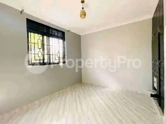1 bedroom mini flat  Apartment Block Apartment for rent Bbunga road Kampala Central - 3