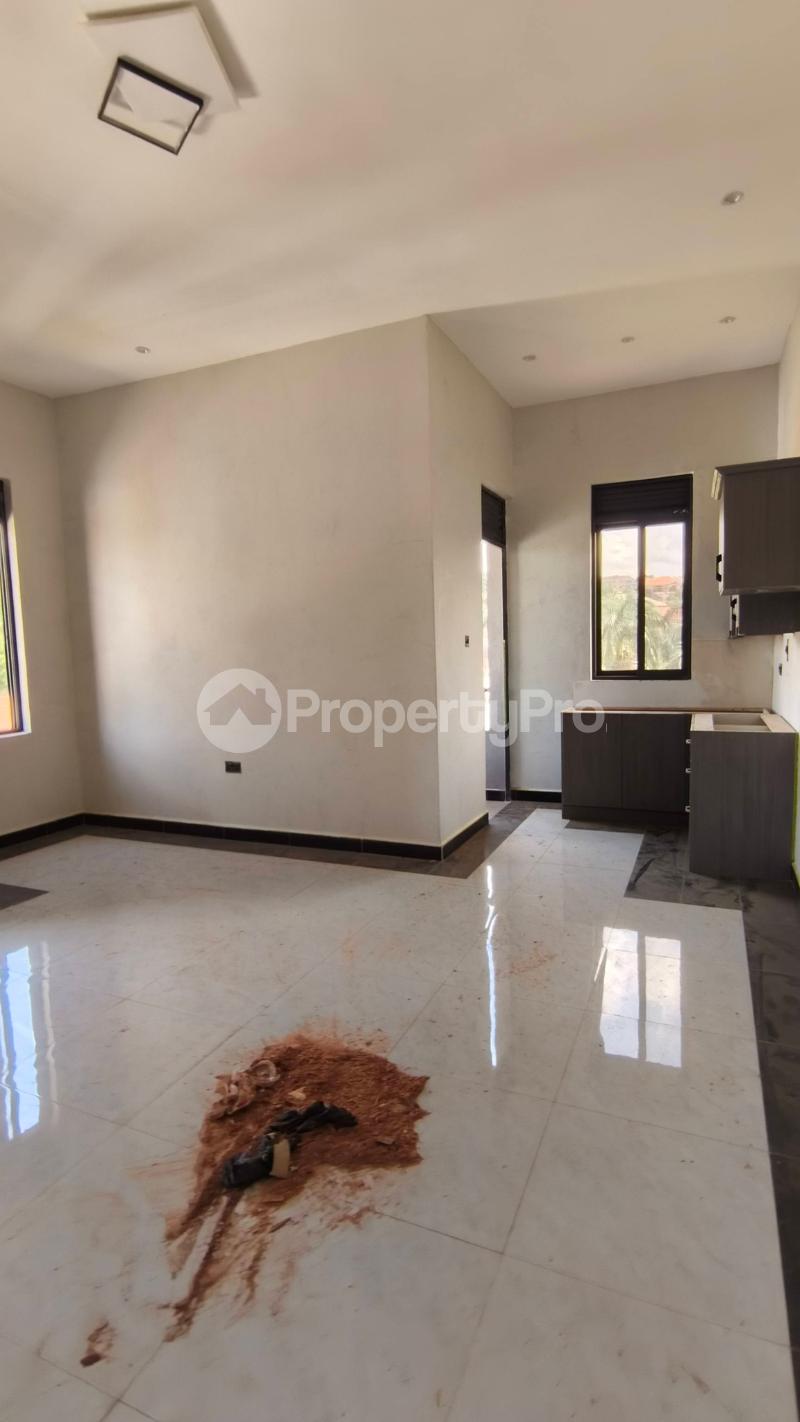 1 bedroom mini flat  Apartment Block Apartment for rent Kisaasi road Kampala Central - 3