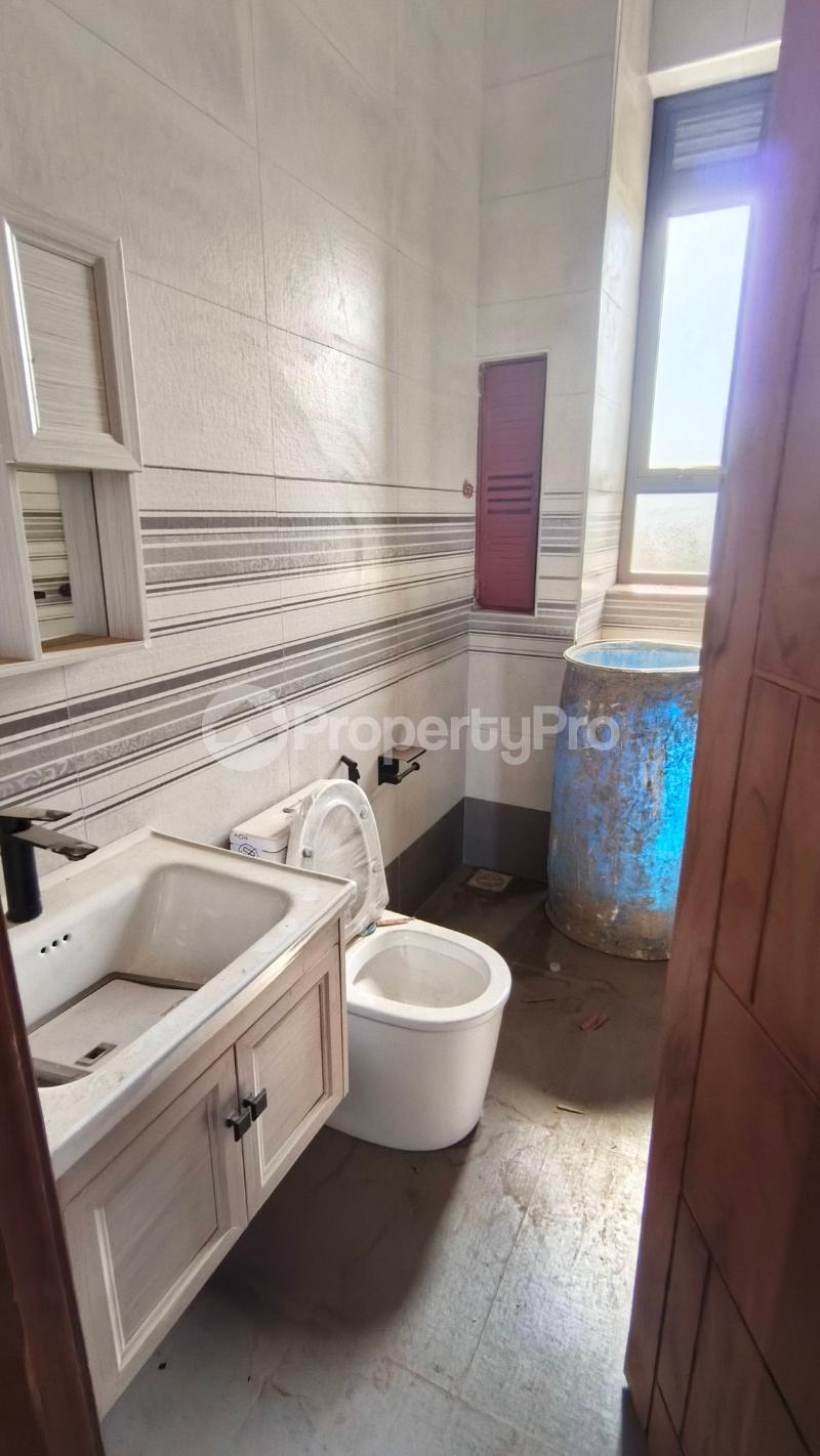 1 bedroom mini flat  Apartment Block Apartment for rent Kisaasi road Kampala Central - 4