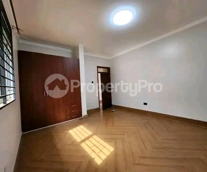1 bedroom mini flat  Apartment Block Apartment for rent kungu Kampala Central - 5