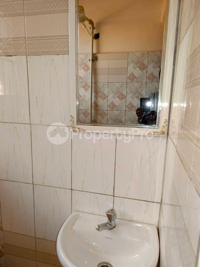 1 bedroom mini flat  Apartment Block Apartment for rent kyaliwajjala Kampala Central - 5