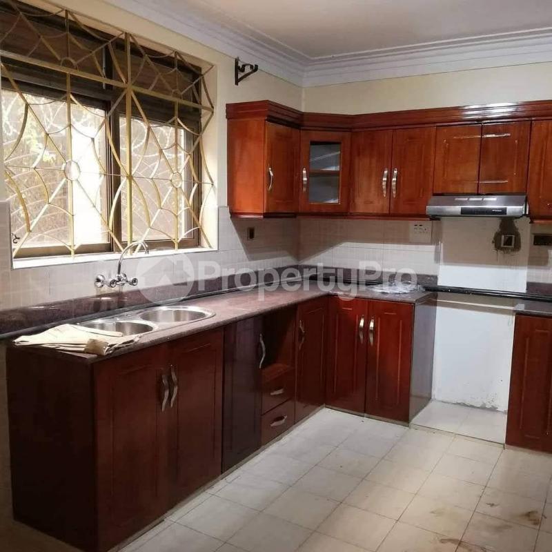 2 bedroom Apartment Block Apartment for rent Kisaasi road Kisaasi Kampala Central - 1