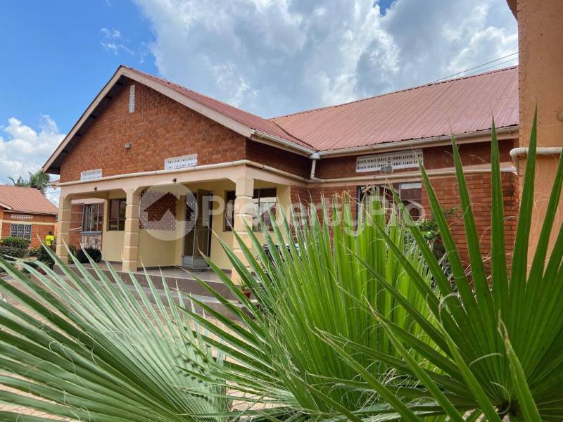 2 bedroom Apartment Block Apartment for rent Kyaliwajjala road Wakiso Central - 2