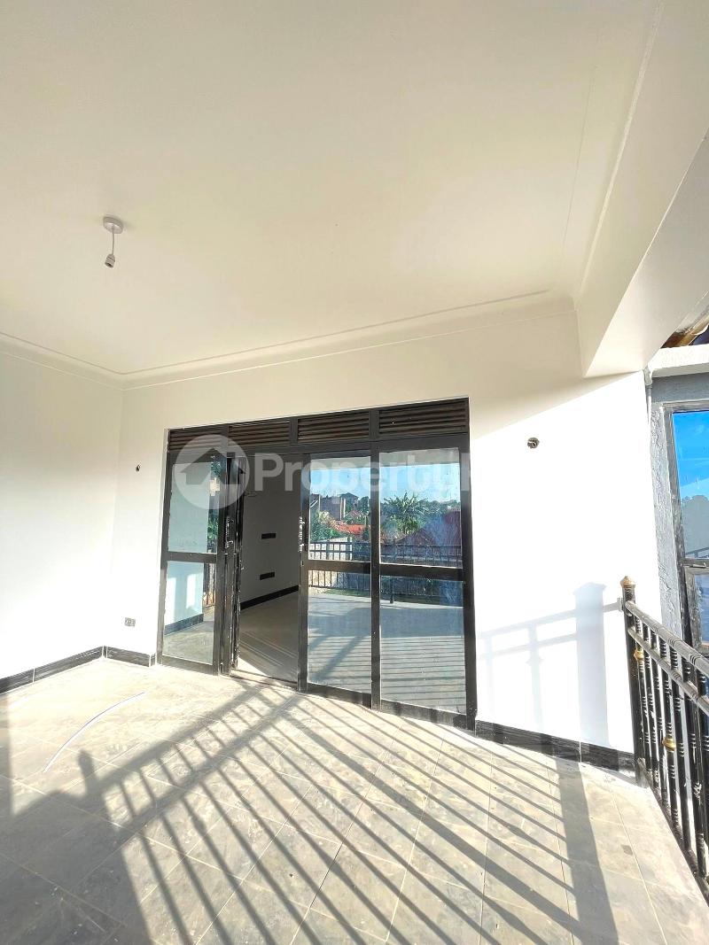 2 bedroom Apartment Block Apartment for rent gayaza road Gayaza Wakiso Central - 10