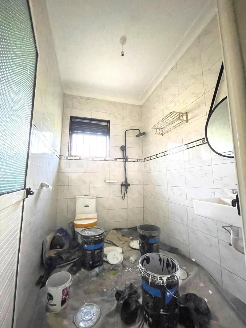 2 bedroom Apartment Block Apartment for rent gayaza road Gayaza Wakiso Central - 4