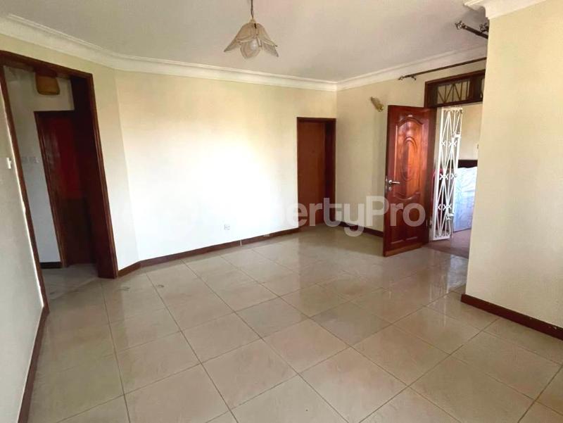 2 bedroom Apartment Block Apartment for rent mawanda road Kampala Central - 5