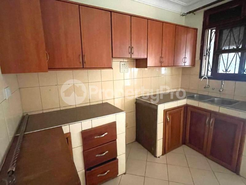 2 bedroom Apartment Block Apartment for rent mawanda road Kampala Central - 4