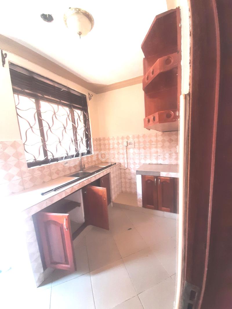 2 bedroom Apartment Block Apartment for rent kisaasi road Kisaasi Kampala Central - 7
