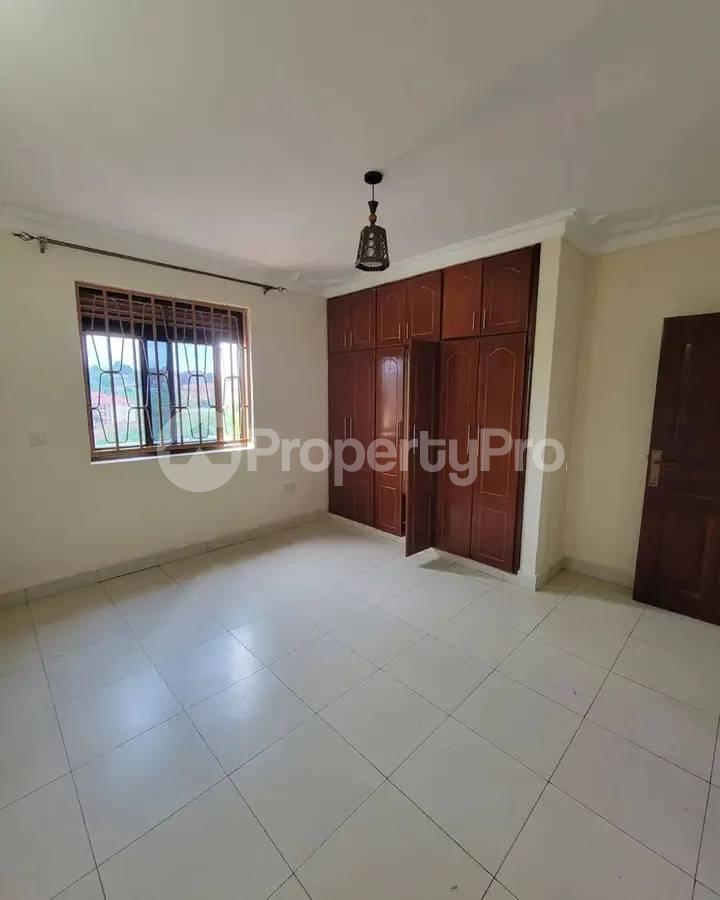 2 bedroom Apartment Block Apartment for rent kisaasi road Kisaasi Kampala Central - 7