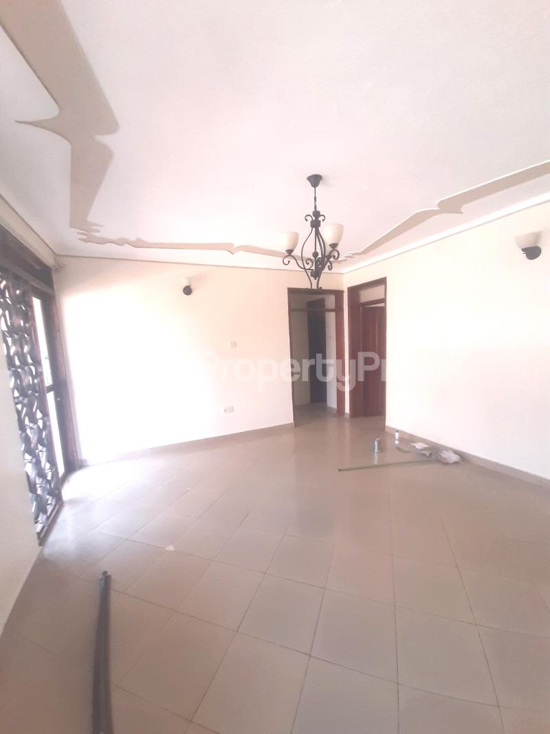 2 bedroom Apartment Block Apartment for rent kisaasi road Kisaasi Kampala Central - 6