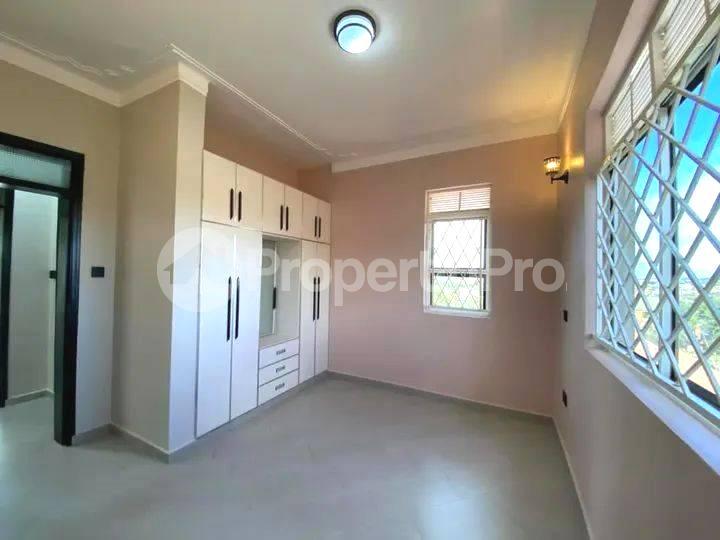 2 bedroom Apartment Block Apartment for rent kyanja road Kampala Central - 9