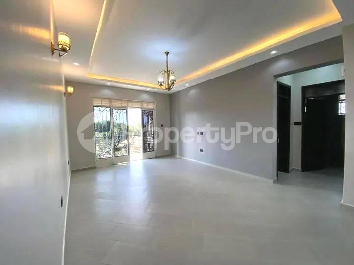 2 bedroom Apartment Block Apartment for rent kyanja road Kampala Central - 7