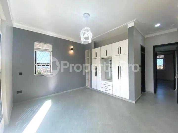 2 bedroom Apartment Block Apartment for rent kyanja road Kampala Central - 12