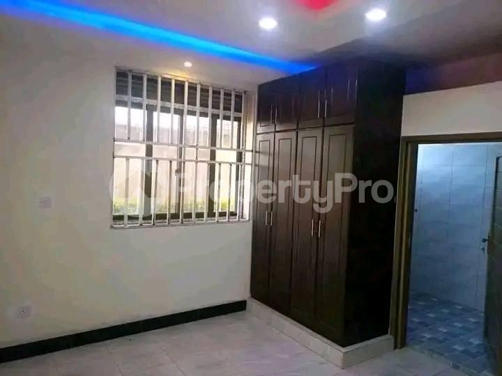 2 bedroom Apartment Block Apartment for rent mbuya road Kampala Central - 3