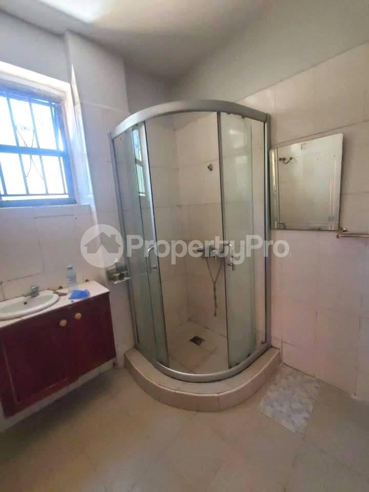 2 bedroom Apartment Block Apartment for rent munyonyo road Munyonyo Kampala Central - 12