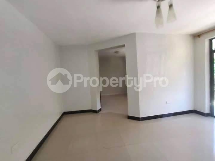 2 bedroom Apartment Block Apartment for rent munyonyo road Munyonyo Kampala Central - 8