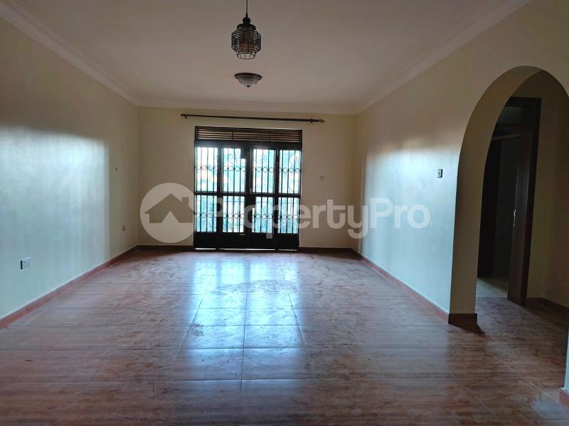 2 bedroom Apartment Block Apartment for rent namugongo road Wakiso Central - 2
