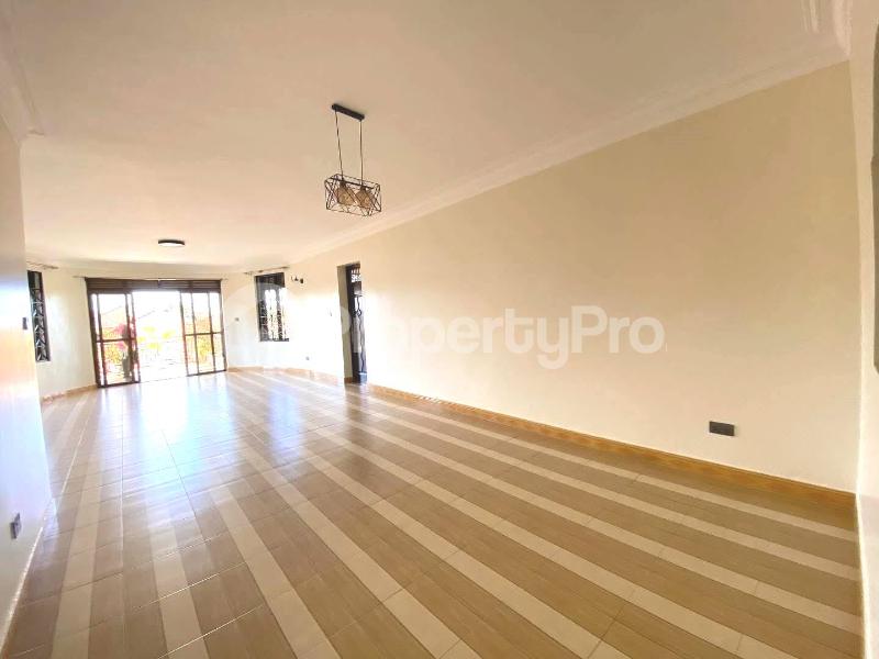 1 bedroom mini flat  Apartment Block Apartment for rent kisaasi road Kisaasi Kampala Central - 2