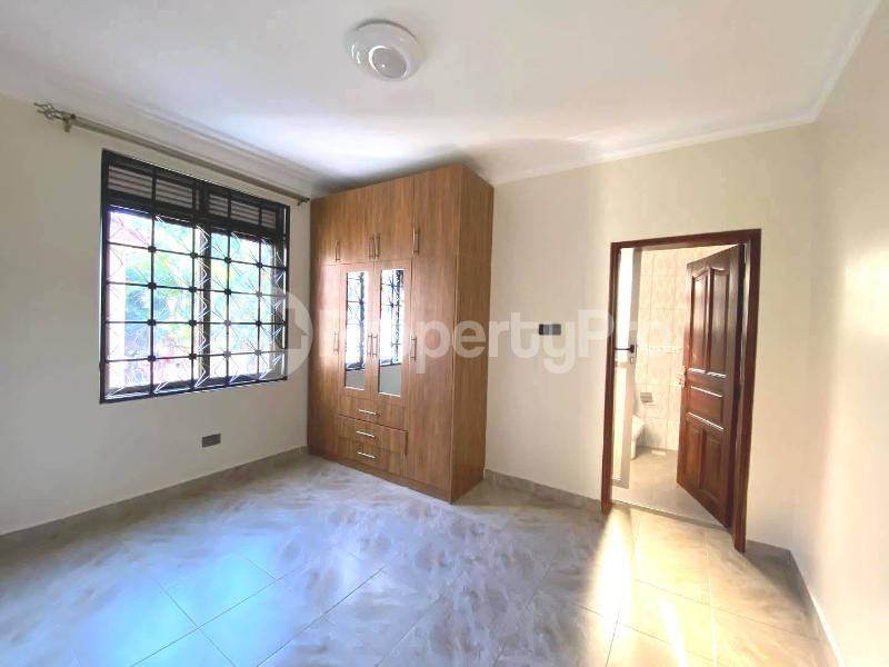 1 bedroom mini flat  Apartment Block Apartment for rent kisaasi road Kisaasi Kampala Central - 6