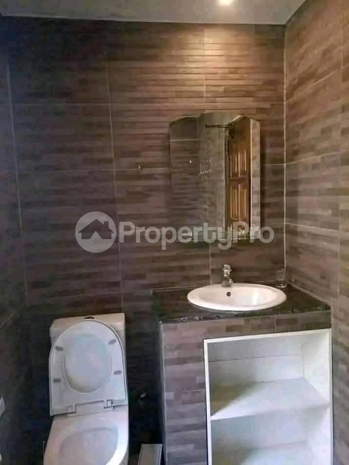 1 bedroom mini flat  Apartment Block Apartment for rent mutungo road Kampala Central - 6