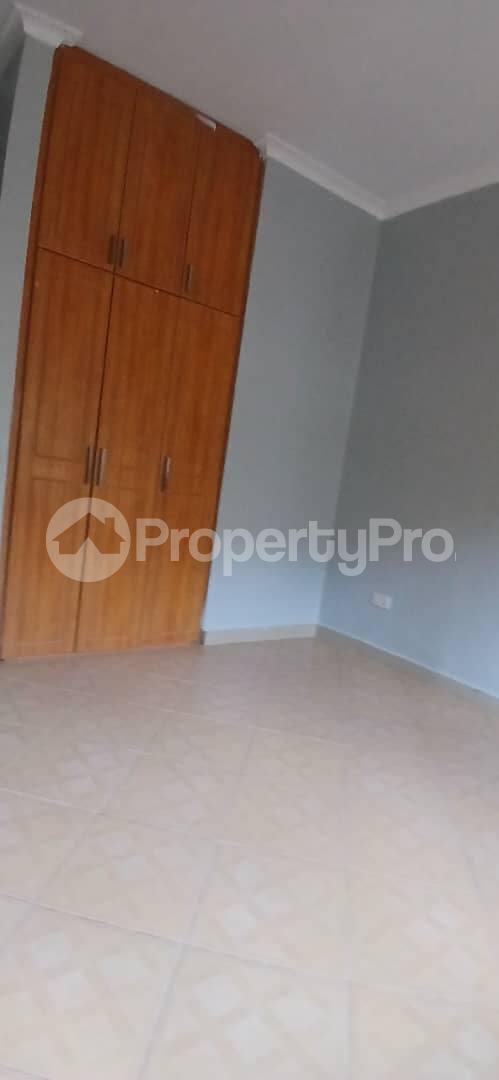 2 bedroom Bungalow Apartment for rent Naalya road Kampala Central - 4