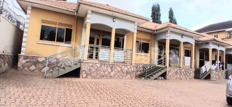 2 bedroom Bungalow Apartment for rent Naalya road Kampala Central - 1