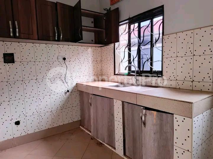 2 bedroom Apartment Block Apartment for rent Kira mameritor road  Kampala Central Kampala Central - 4