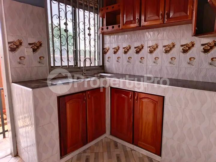 2 bedroom Apartment Block Apartment for rent Namugongo road  Kampala Central Kampala Central - 3