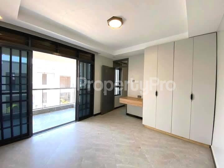 3 bedroom Apartment Block Apartment for rent kira road Kira Wakiso Central - 0