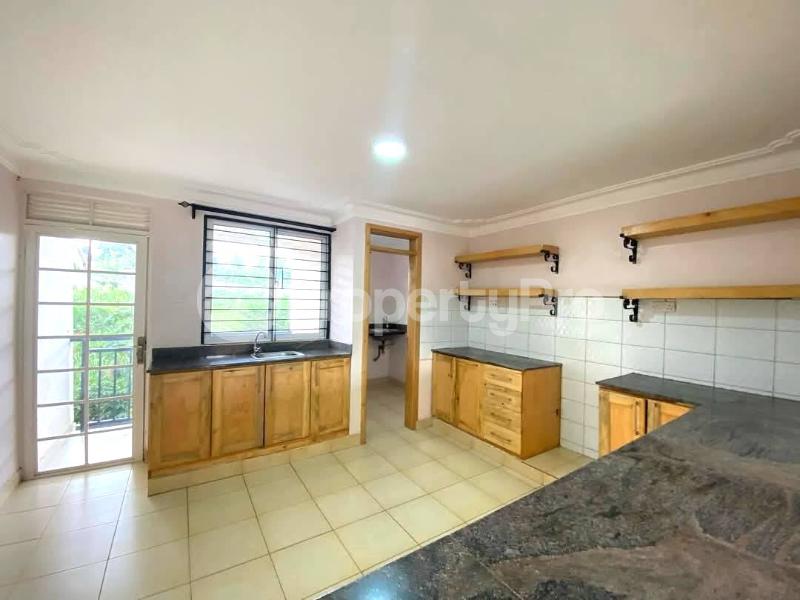 3 bedroom Apartment Block Apartment for rent kira road Kira Wakiso Central - 5